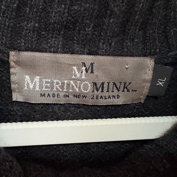 MerinoMink charcoal and lighter grey zip-front vest XL - Picture 2 of 6